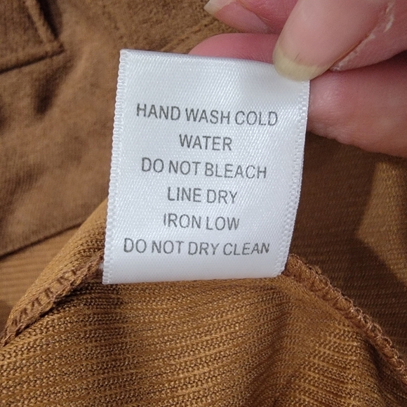 Lela Sky Brown Mini Skirt Front Buttons and Pockets Size M - Picture 11 of 12